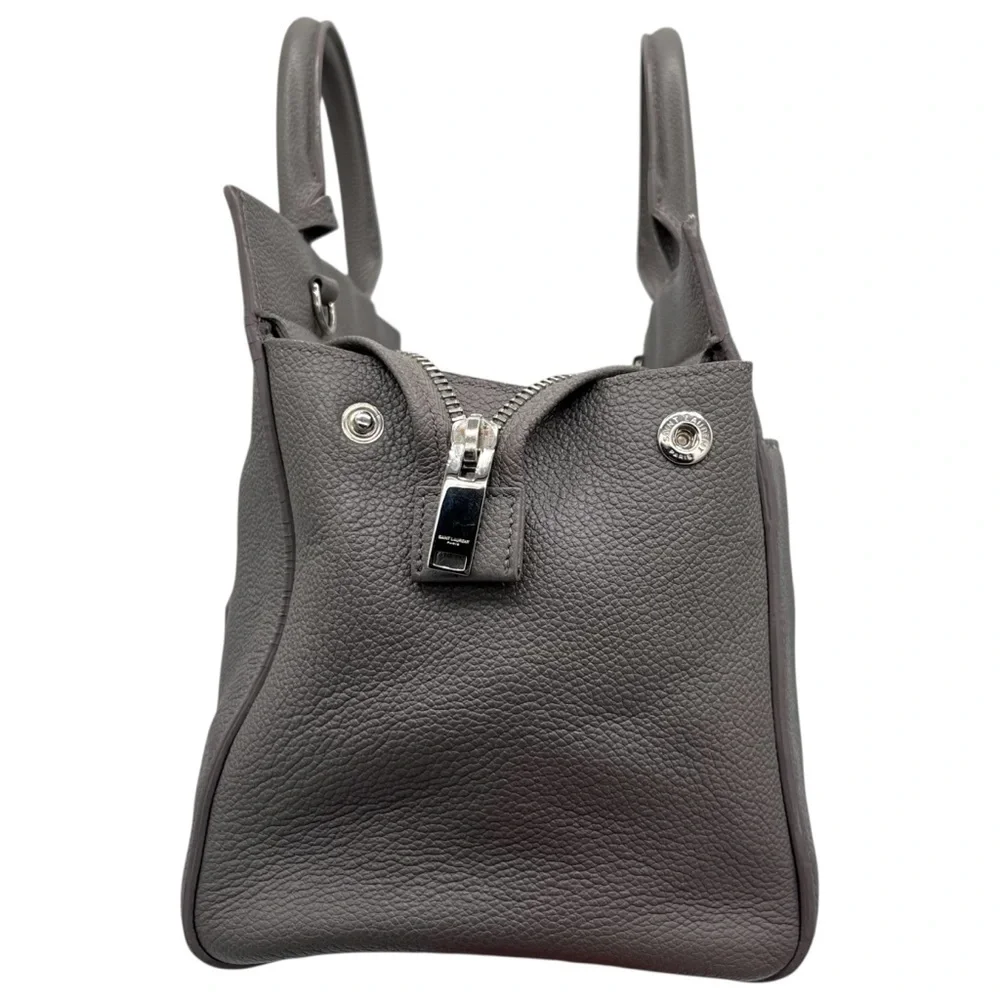 Saint Laurent chic timeless